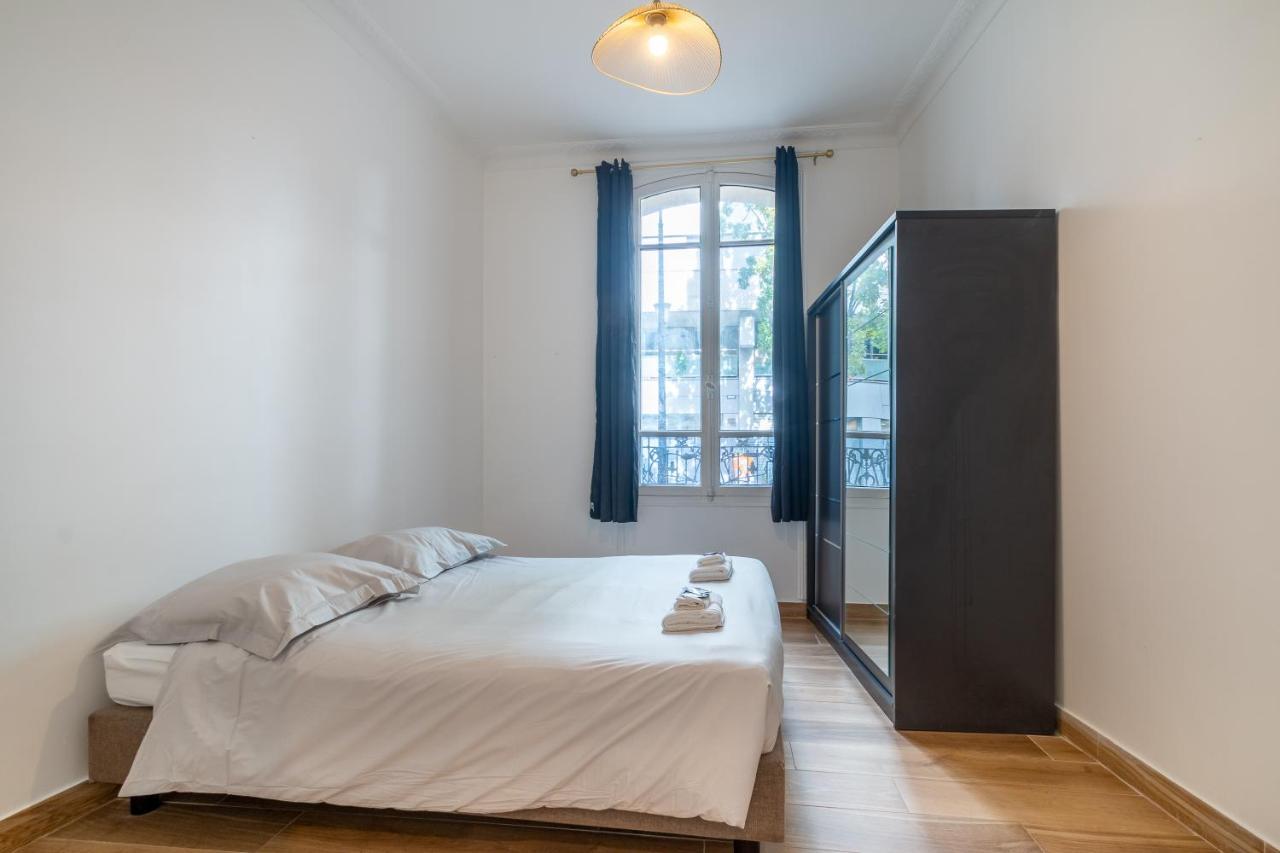 Appartement Metro Alexandre Dumas Paris Luaran gambar