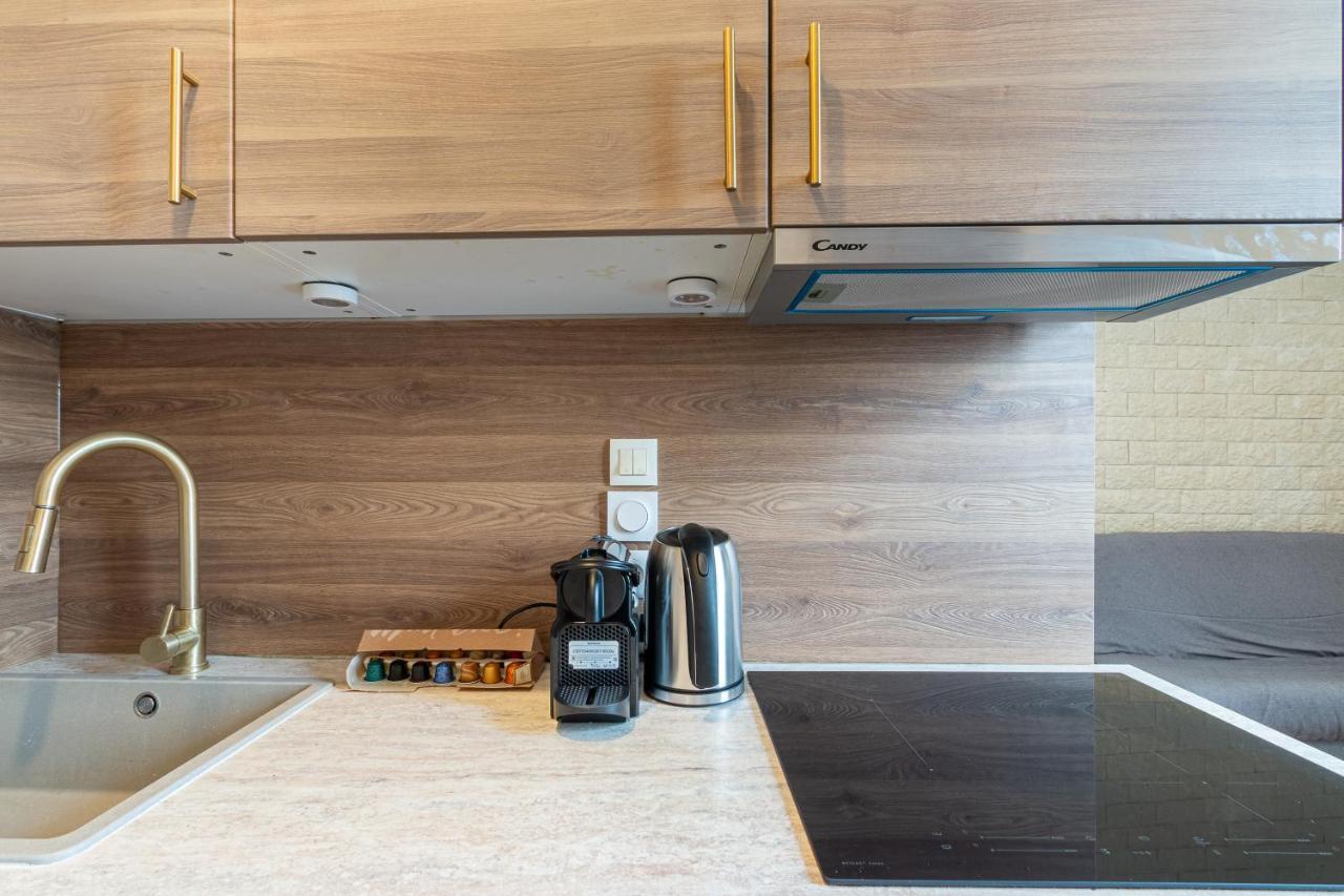 Appartement Metro Alexandre Dumas Paris Luaran gambar