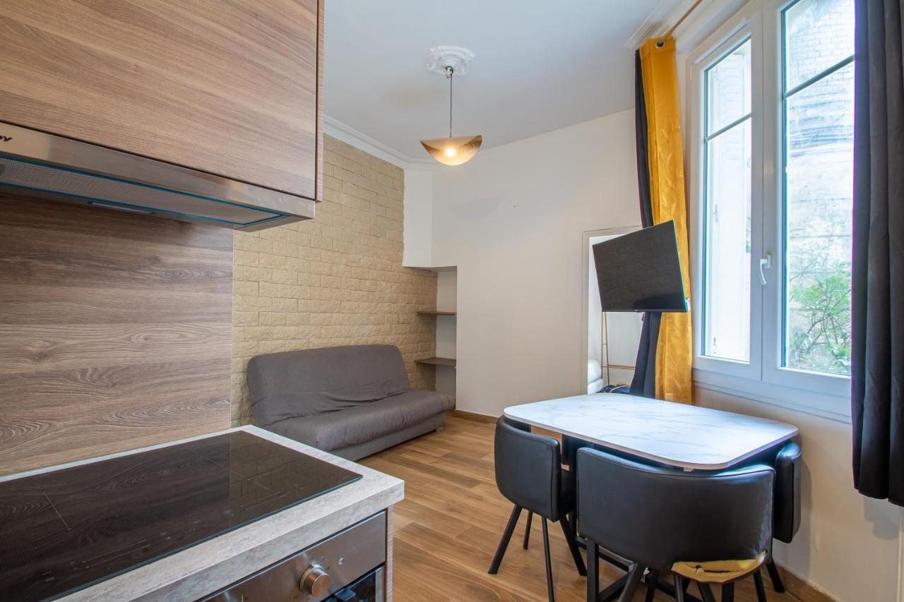 Appartement Metro Alexandre Dumas Paris Luaran gambar
